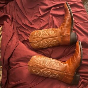 Los Altos eel skin cowboy boots